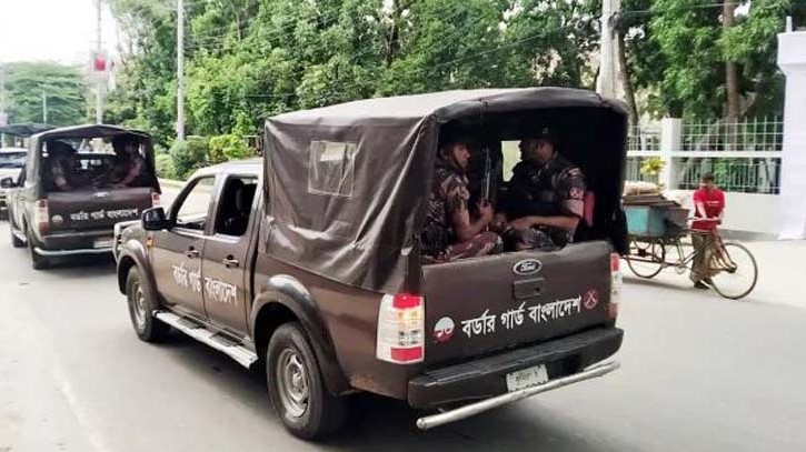 Read more about the article কুসিক নির্বাচন: ভোটের এক মাস আগেই মাঠে বিজিবি