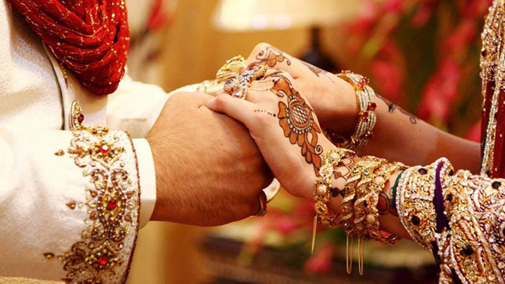 Read more about the article বিয়ে করলে বাড়বে বেতন!