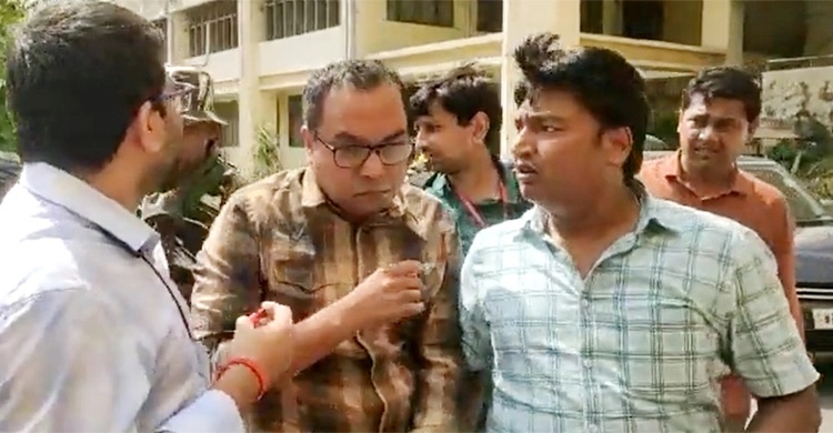 Read more about the article ‘বাংলাদেশের অনুরোধেই পি কে হালদারকে গ্রেফতার’