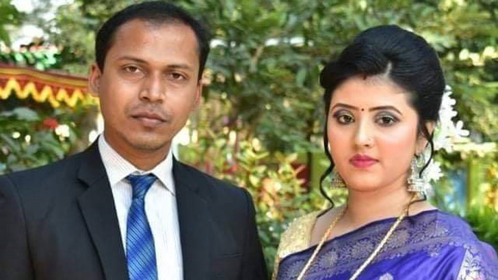 Read more about the article জেলা ম্যাজিস্ট্রেটের স্ত্রীর ‘রহস্যজনক’ মৃত্যু