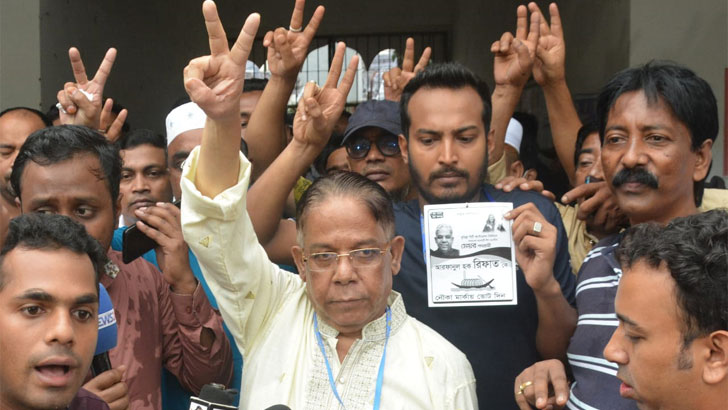 Read more about the article প্রধানমন্ত্রীর সঙ্গে শুক্রবার দেখা করবেন রিফাত