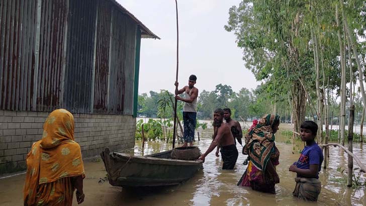Read more about the article শেরপুরে ৫০ গ্রামের নিম্নাঞ্চল পানির নিচে