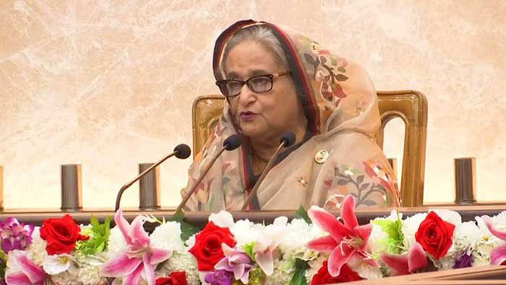 Read more about the article বন্যা মোকাবিলায় সরকার আন্তরিকতার সঙ্গে কাজ করছে