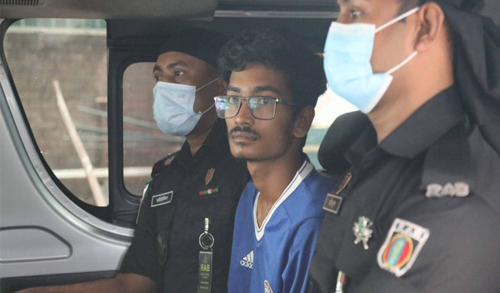 Read more about the article হিরোইজম দেখাতে গিয়ে শিক্ষককে মারধর করে জিতু: র‌্যাব