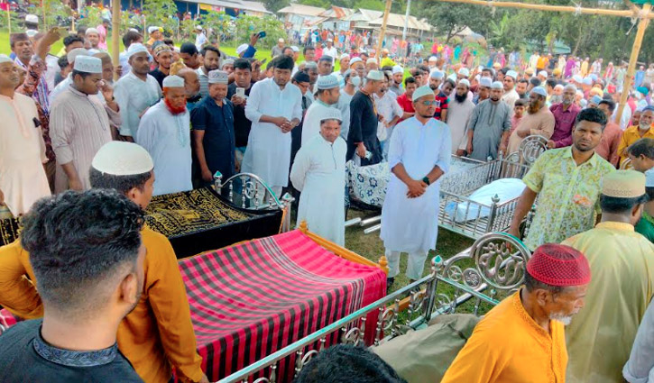 Read more about the article সড়ক দুর্ঘটনায় নিহত ৬ জনের জানাজা, শোকে ভাসছে গাজীপুর