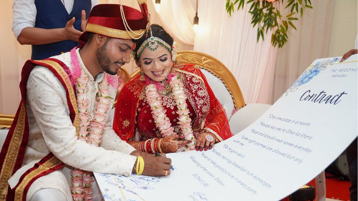 Read more about the article মাসে একবার পিৎজা খাওয়ানোর শর্তে বিয়ের অভিনব চুক্তিপত্র!