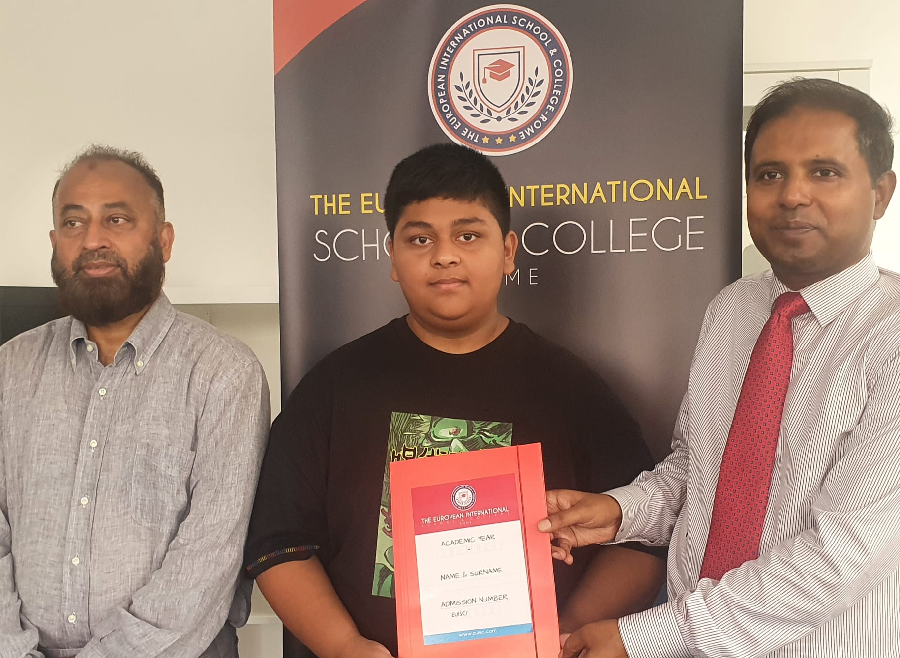 Read more about the article রোমে “দি ইউরোপিয়ান ইন্টারন্যাশনাল স্কুল এন্ড কলেজ”এর আনুষ্ঠানিক যাত্রা শুরু