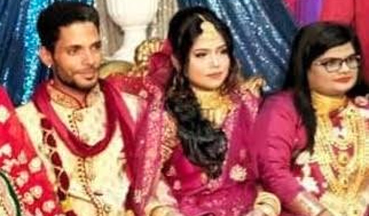 Read more about the article এবার প্রেমের টানে দিনাজপুরে অস্ট্রিয়ান যুবক, বিয়েও করলেন