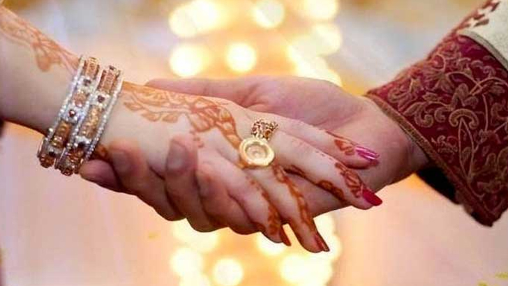 Read more about the article মায়ের জন্য পাত্র চেয়ে ফেসবুকে পোস্ট ছেলের