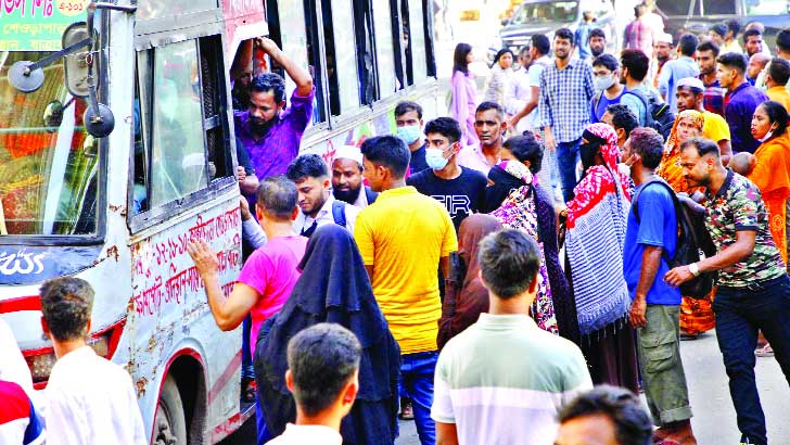 Read more about the article যেমন খুশি তেমন ভাড়া আদায়