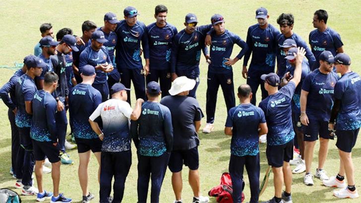 Read more about the article এশিয়া কাপ জয়ের লক্ষ্যে বিকালে ঢাকা ছাড়ছেন টাইগাররা