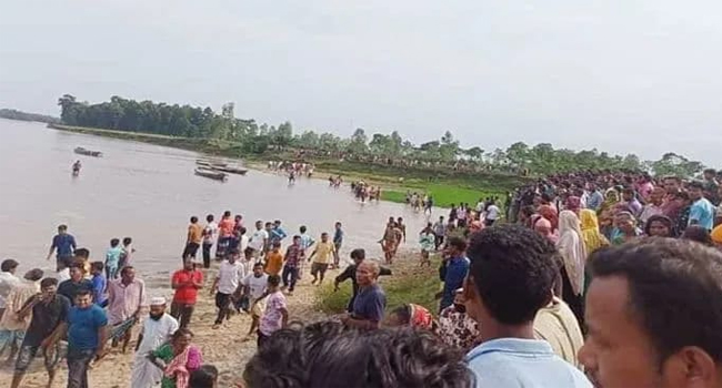 Read more about the article পঞ্চগড়ে নৌকা ডুবি : নিহতের সংখ্যা বেড়ে ২৫