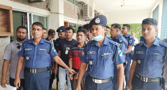 Read more about the article সংঘবদ্ধ ধর্ষণের পর হত্যা, ৯ জনের যাবজ্জীবন