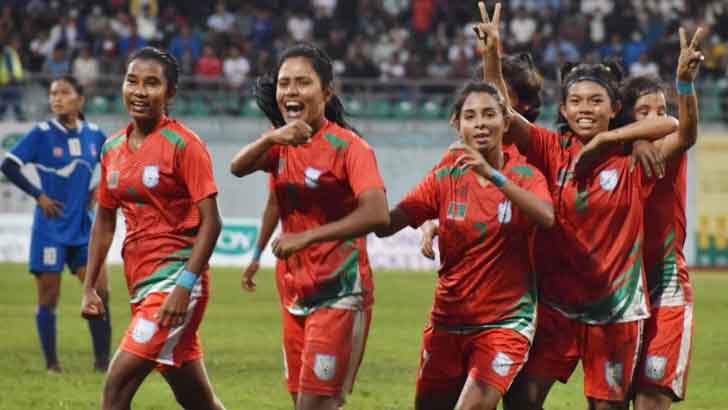 Read more about the article সোনার মেয়েদের ‘হিমালয়’ জয়