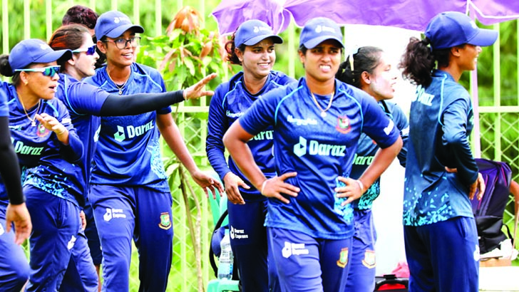 Read more about the article ‘পাকিস্তানকে হারাতে স্পিনাররাই যথেষ্ট’
