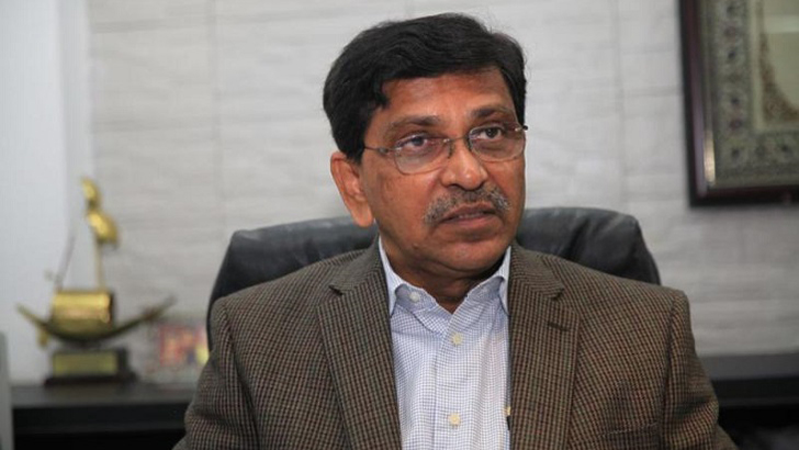 Read more about the article ঢাকায় বসে ফুটেজ দেখে ভোট স্থগিতের সিদ্ধান্ত ইসি কীভাবে নিল, প্রশ্ন হানিফের