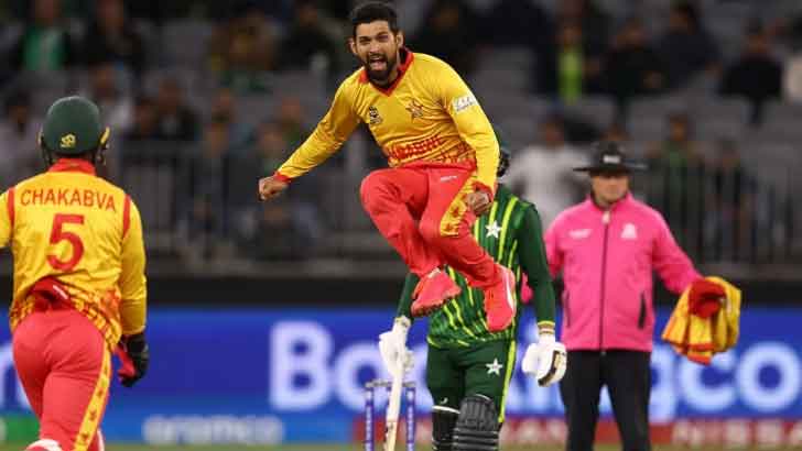 Read more about the article পাকিস্তানের বিপক্ষে জিম্বাবুয়ের ‘ঐতিহাসিক’ জয়