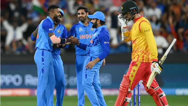 Read more about the article জিম্বাবুয়েকে উড়িয়ে দিয়ে গ্রুপে শীর্ষে ভারত
