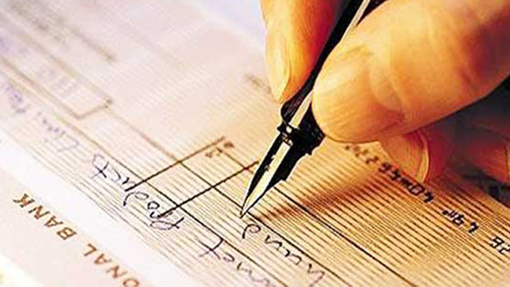 Read more about the article চেক ডিজঅনার মামলা করতে পারবে না ব্যাংক