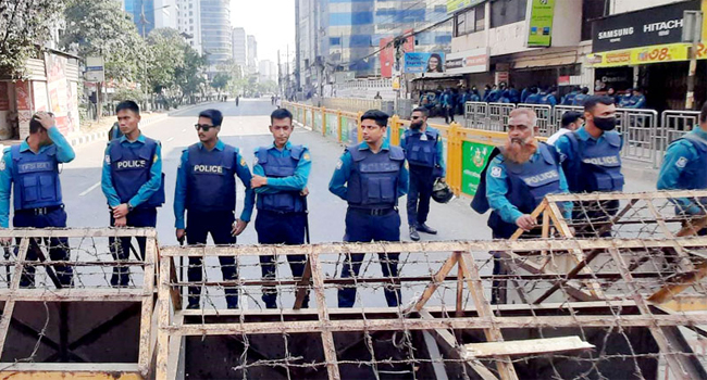 Read more about the article পল্টনে আপাতত রাজনৈতিক কর্মকাণ্ডের সুযোগ নেই : ডিএমপি