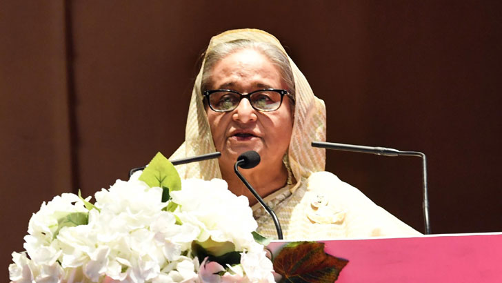 Read more about the article অপপ্রচারে কান দেবেন না, দেশের অর্থনীতি স্থিতিশীল : প্রধানমন্ত্রী