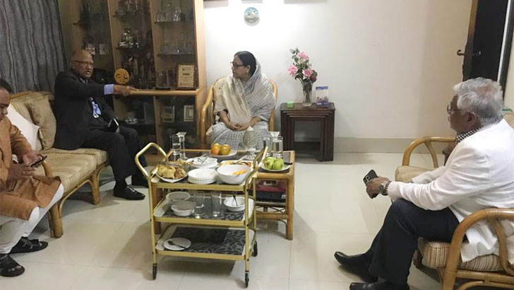 Read more about the article কারাবন্দি ফখরুল-আব্বাসদের পরিবারের পাশে বিএনপি