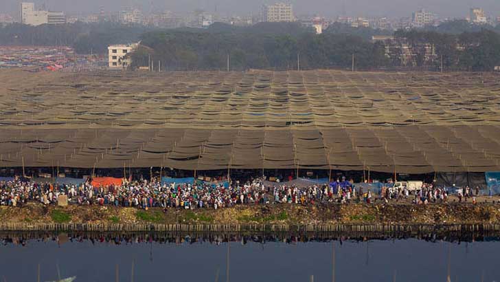 Read more about the article এবারও ইজতেমায় মোবাইল নেটওয়ার্কে সমস্যা
