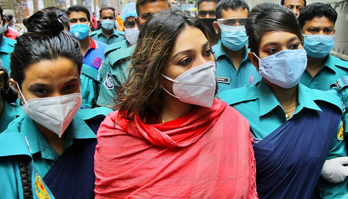 Read more about the article সাবরিনা এসএসসি পাস করেন ৮ বছর বয়সে, বলছে ২য় এনআইডির তথ্য
