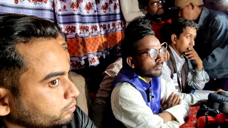 Read more about the article এমপি হলে স্যার ডাকতে হবে, তাই সাহেবরা ফল পাল্টে দিয়েছেন: হিরো আলম