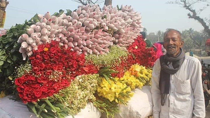 Read more about the article বসন্ত-ভালোবাসার উত্তাপ ফুলের বাজারে