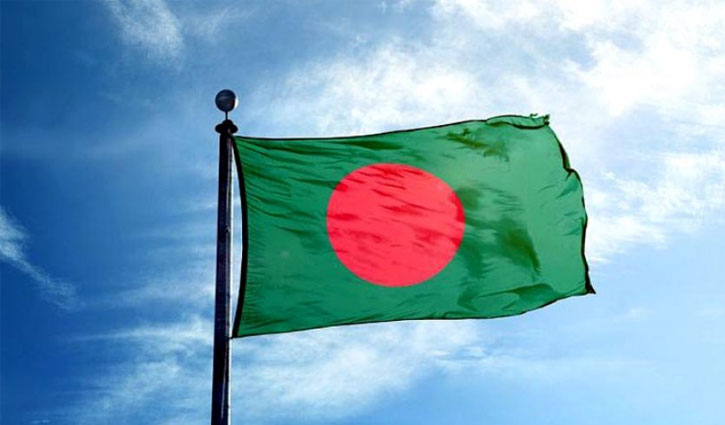 Read more about the article ১৭ মার্চ ওড়াতে হবে জাতীয় পতাকা, প্রজ্ঞাপন জারি