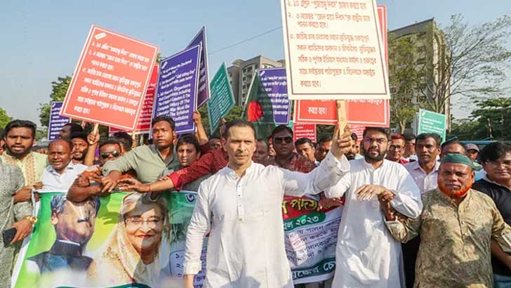 Read more about the article সোহেল তাজের ৩ দফা দাবি, স্মারকলিপি দিলেন প্রধানমন্ত্রীকে