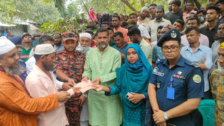 Read more about the article নববধূকে আনতে গিয়ে ট্রলারডুবি, বরসহ ৪ জনের লাশ উদ্ধার