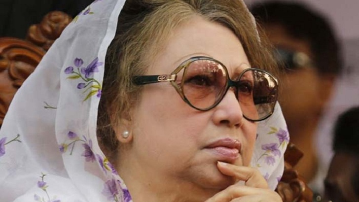 Read more about the article খালেদা জিয়ার সঙ্গে মান্নার সাক্ষাত