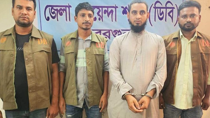 Read more about the article ডাকাতি নয়, সম্পত্তির লোভেই বিলকিসকে যেভাবে হত্যা করে ৩ জন