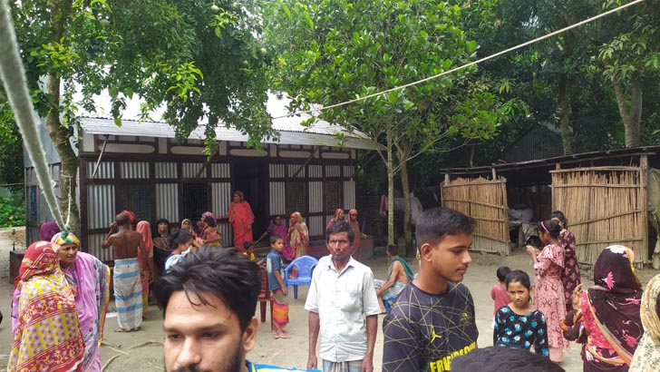 Read more about the article আসামির মুক্তির পরই ধর্ষণে অন্তঃসত্ত্বা কিশোরীর লাশ উদ্ধার