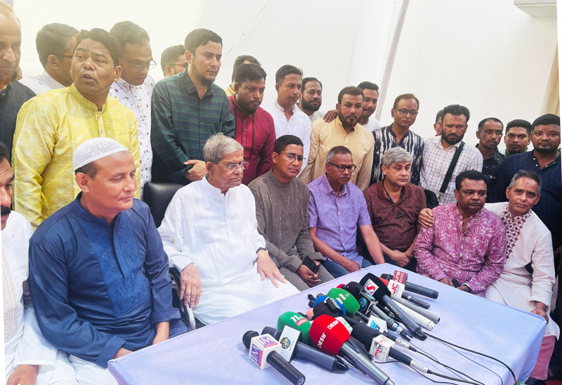 Read more about the article আগে নির্বাচন পরে সংস্কার, বিএনপি এটি বলেনি: মির্জা ফখরুল