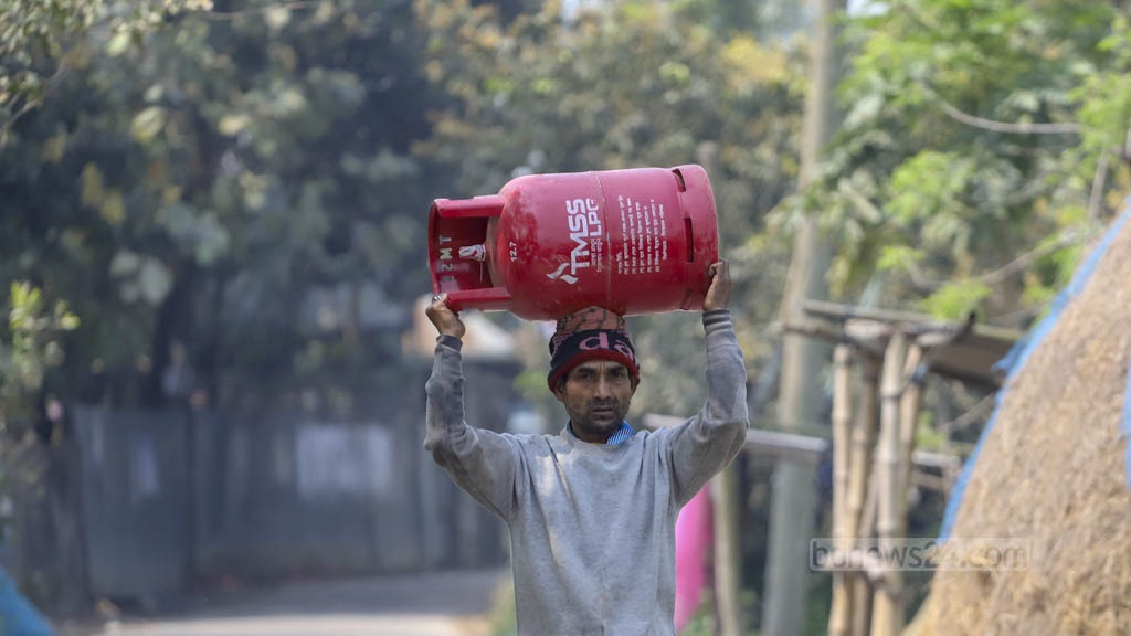 Read more about the article এলপি গ্যাসের দাম কমলো