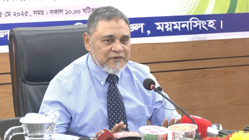 Read more about the article দিনের ভোট রাতে হওয়ার কোনো সুযোগ নেই: সিইসি