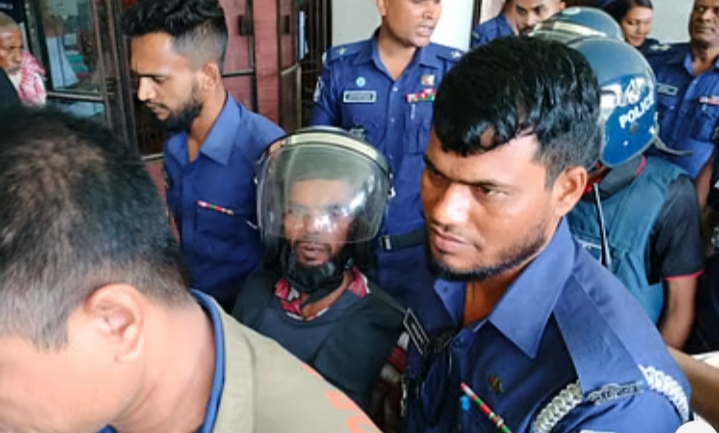 Read more about the article মাগুরায় শিশু ধর্ষণ ও হত্যা: হিটু শেখের মৃত্যুদণ্ড, তিনজন খালাস
