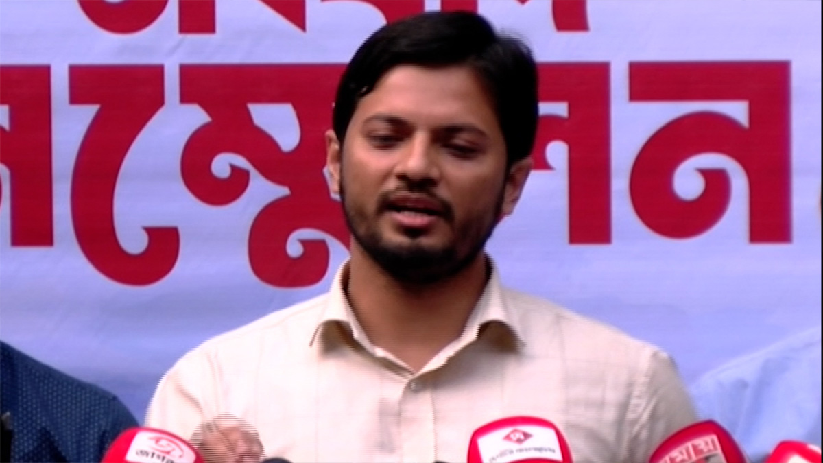 Read more about the article ‘ক্যাম্পাসে সন্ত্রাসী কর্মকাণ্ড ফেরাতে বিশৃঙ্খলা করছে একটি পক্ষ’
