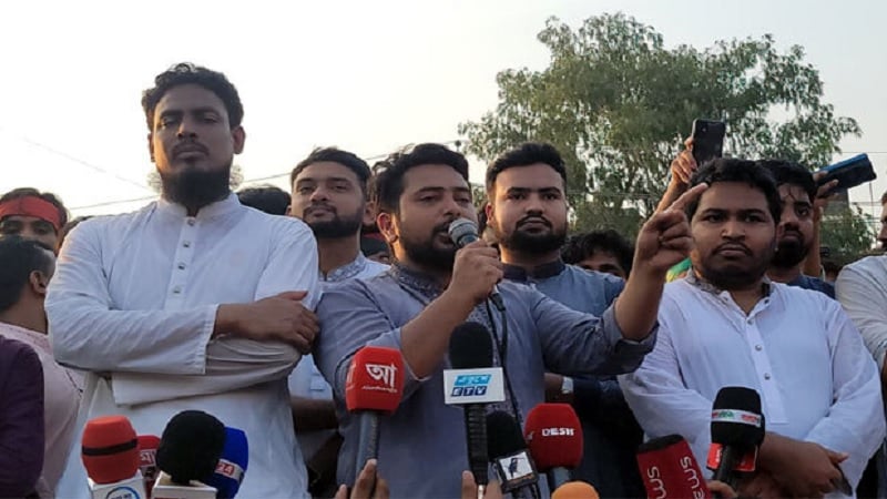 Read more about the article নারায়ণগঞ্জে খেলা এখনো বন্ধ হয়নি: নাহিদ ইসলাম