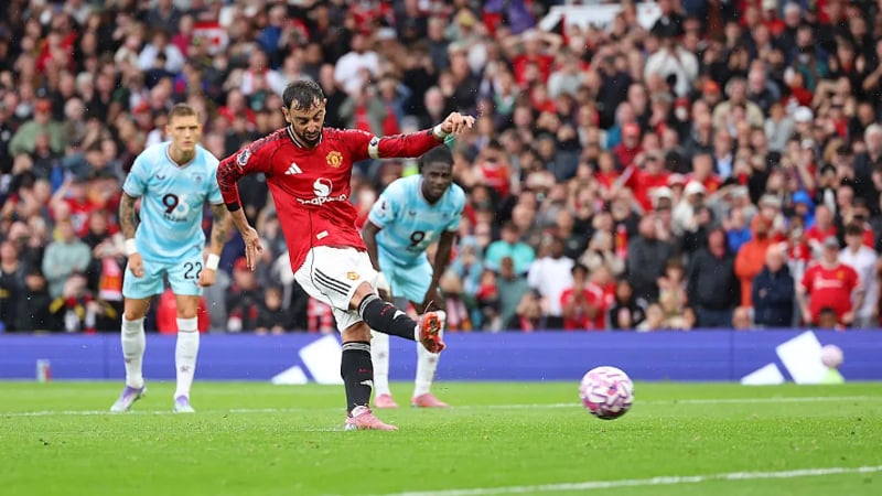 Read more about the article রোমাঞ্চকর জয় চেলসির, ফার্নান্দেসে রক্ষা ম্যানইউর