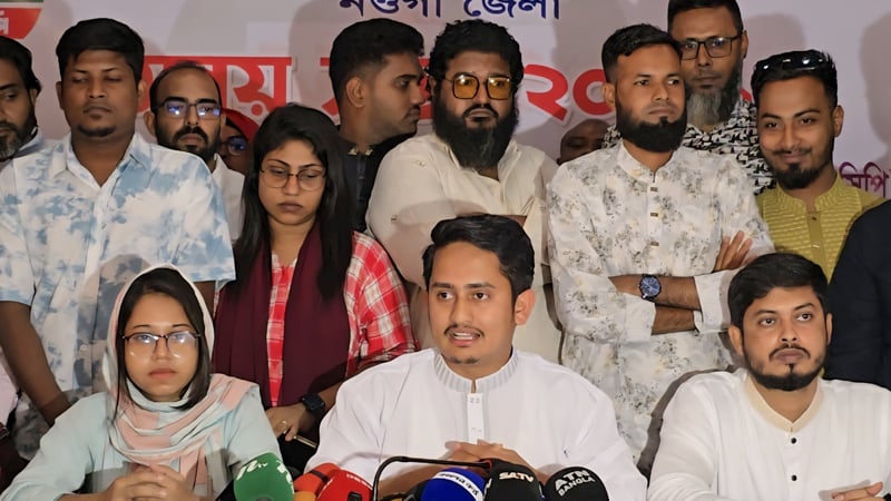 Read more about the article মৃত্যু ছাড়া কিছু উপদেষ্টার কোনো সেফ এক্সিট নেই: সারজিস