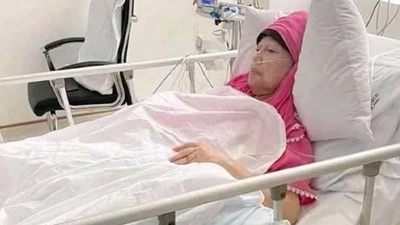 Read more about the article খালেদা জিয়ার এন্ডোসকপি সম্পন্ন, থামানো গেছে অভ্যন্তরীণ রক্তক্ষরণ