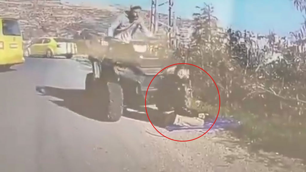 Read more about the article নামাজরত ফিলিস্তিনির ওপর গাড়ি চালিয়ে দিলেন ইসরায়েলি সেনা