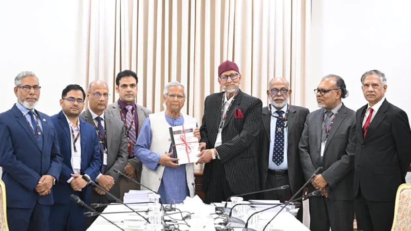 Read more about the article বিডিআর হত্যাকাণ্ডে জড়িত আওয়ামী লীগ, মূল সমন্বয়কারী তাপস: কমিশন