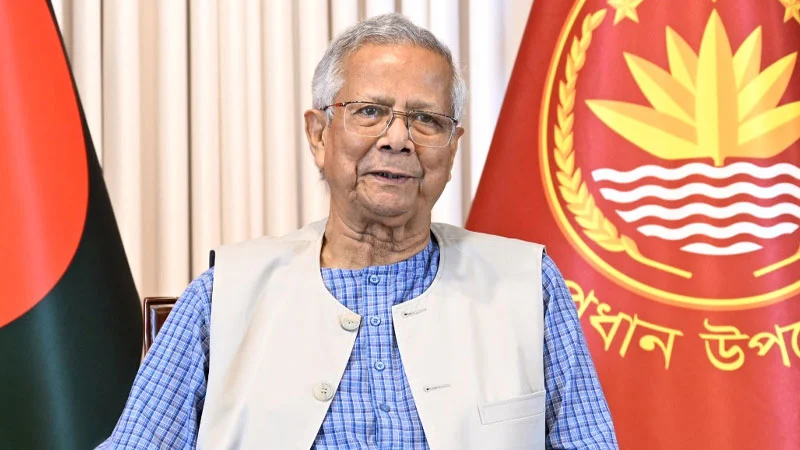 Read more about the article নির্বাচনের আগেই ফিরতে মরিয়া ‘পলাতক শক্তি’: প্রধান উপদেষ্টা