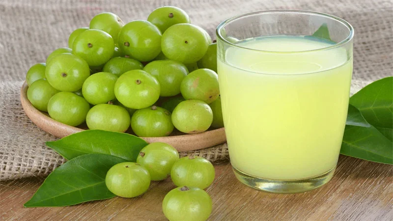 Read more about the article রস করে নাকি কেটে- কীভাবে আমলকী খেলে বেশি উপকার