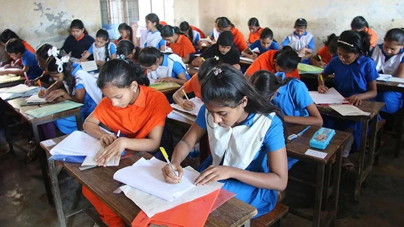 Read more about the article প্রাথমিক বিদ্যালয়ে বার্ষিক পরীক্ষা রোববার থেকে